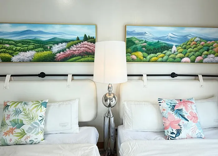 Elegant Oceanview Suite, Near Okada Apartamento *